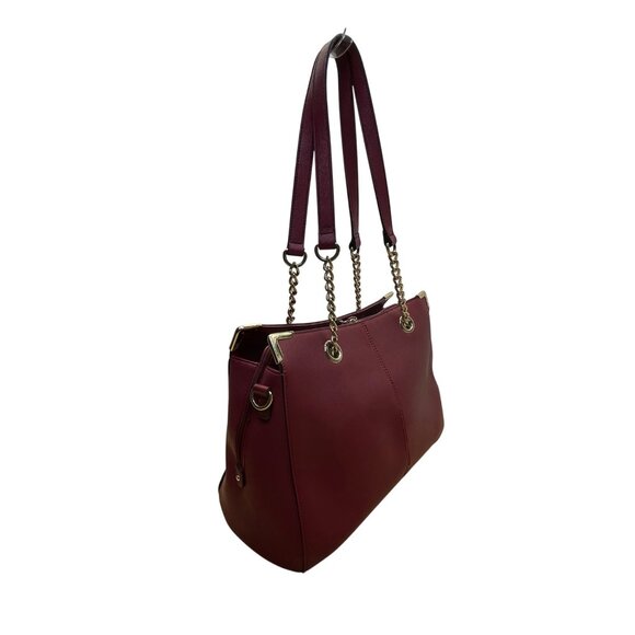 Wilsons Leather Women’s Red Burgundy Faux Leather Chain Strap Shoulder Bag - Picture 2 of 12
